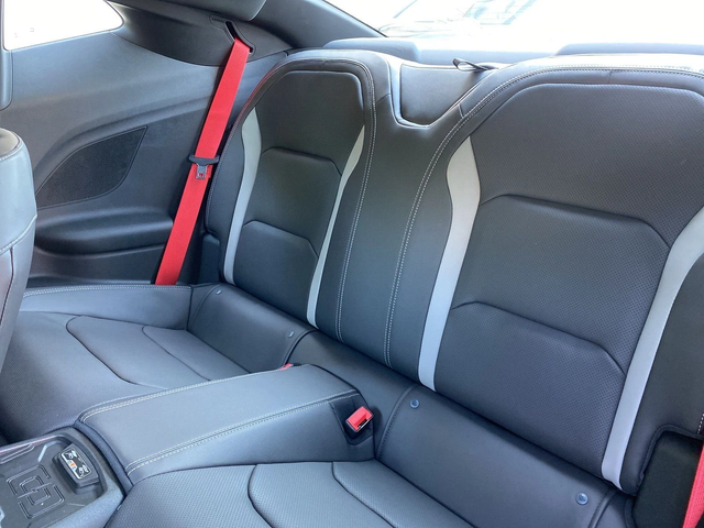 Chevrolet Camaro Coupe SS 6.2 V8 - автомобили, коли, обяви за нови и употребявани 9