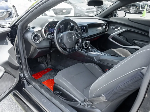 Chevrolet Camaro 2dr Cpe Lt1 Gasoline - автомобили, коли, обяви за нови и употребявани 9