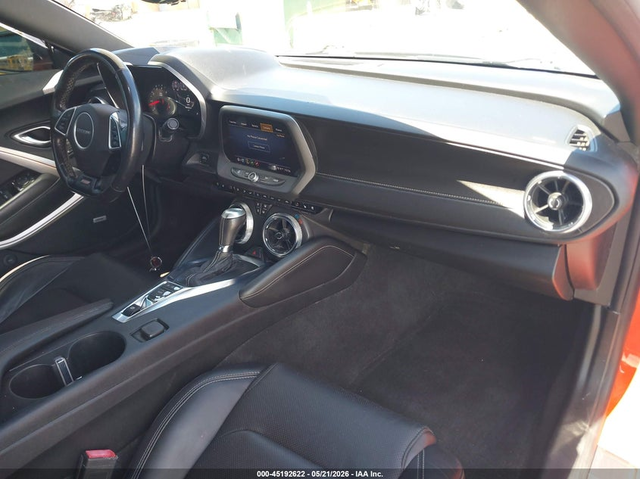 Chevrolet Camaro 6.2L V-8 DI, VVT, 455HP Rear Wheel Drive - автомобили, коли, обяви за нови и употребявани 4