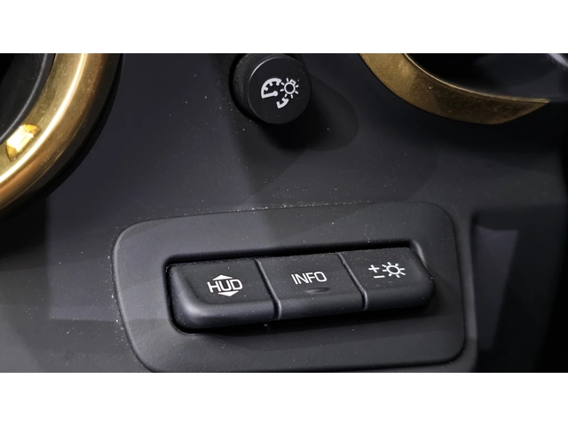 Chevrolet Camaro 6.2 SS V8* TUNNED* HUD* ОБДУХ* КРАЙНА ЦЕНА - автомобили, коли, обяви за нови и употребявани 12