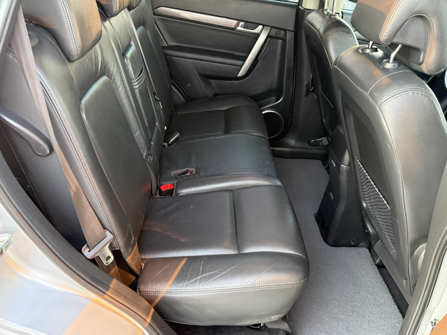 Chevrolet Captiva 2.0D* 2010г.* АВТОМАТИК* 4х4* КОЖА* 6+1 Местен* - автомобили, коли, обяви за нови и употребявани 10