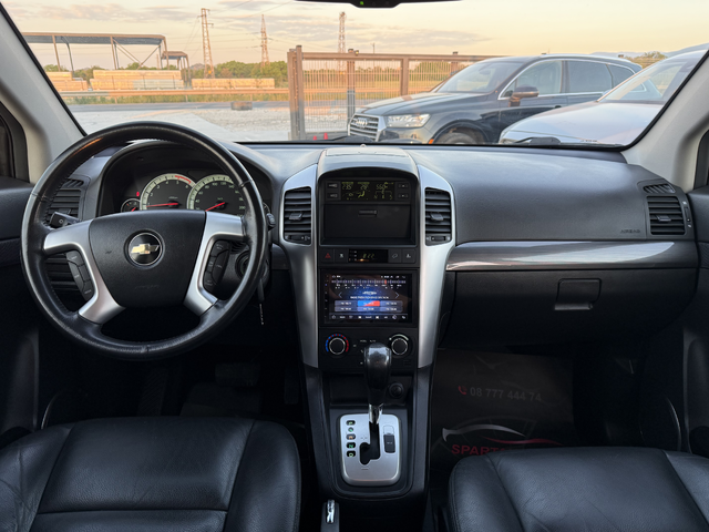 Chevrolet Captiva 2.0D* 2010г.* АВТОМАТИК* 4х4* КОЖА* 6+1 Местен* - автомобили, коли, обяви за нови и употребявани 11
