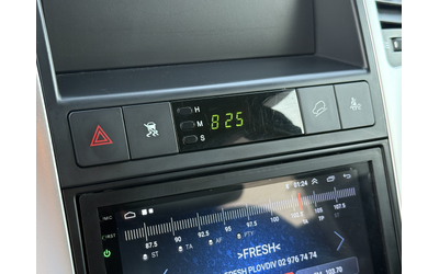 Chevrolet Captiva 2.0D* 2010г.* АВТОМАТИК* 4х4* КОЖА* 6+1 Местен* - автомобили, коли, обяви за нови и употребявани 15
