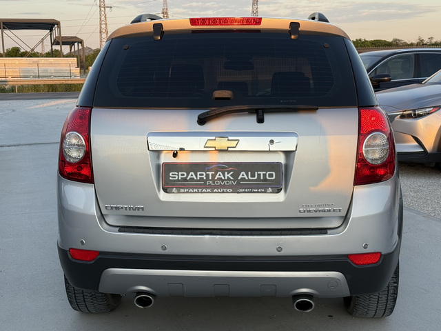 Chevrolet Captiva 2.0D* 2010г.* АВТОМАТИК* 4х4* КОЖА* 6+1 Местен* - автомобили, коли, обяви за нови и употребявани 4