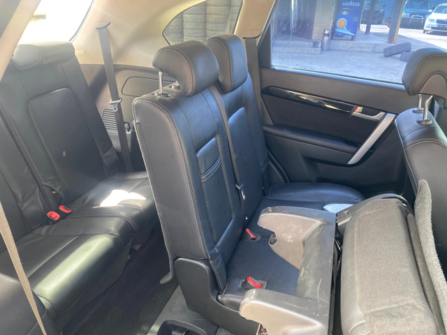 Chevrolet Captiva 3.0i V6 4X4 - автомобили, коли, обяви за нови и употребявани 11