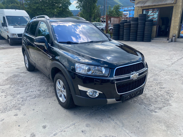 Chevrolet Captiva 3.0i V6 4X4 - автомобили, коли, обяви за нови и употребявани 1