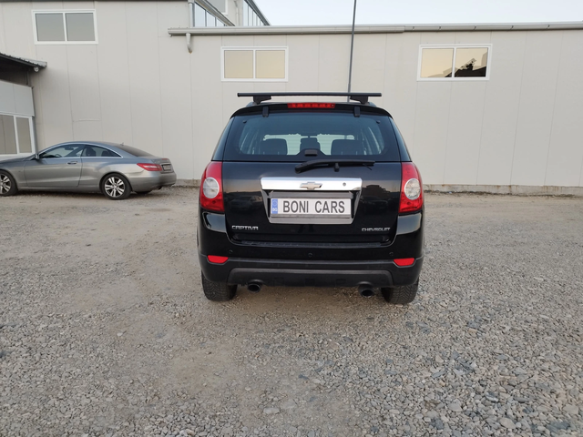 Chevrolet Captiva 2.2-VCDi-163к.с- 7 МЕСТНА - автомобили, коли, обяви за нови и употребявани 5