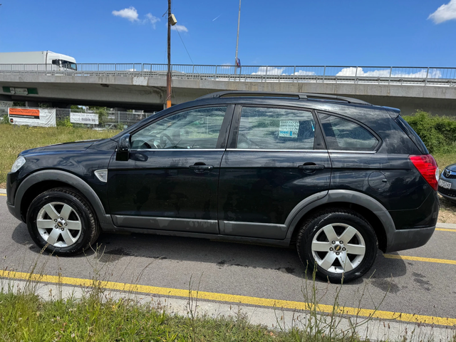 Chevrolet Captiva 2.4i-7 места-2010-ГАЗ - автомобили, коли, обяви за нови и употребявани 7