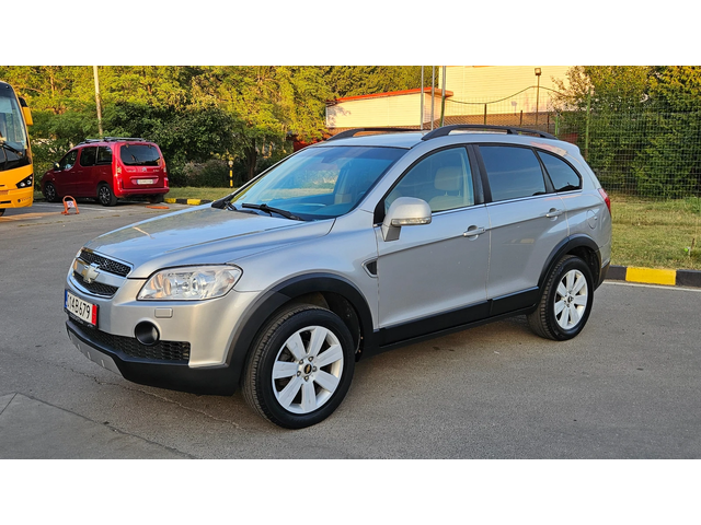 Chevrolet Captiva 2.0D AVTOMAT/KOJA/7mesta - автомобили, коли, обяви за нови и употребявани 1