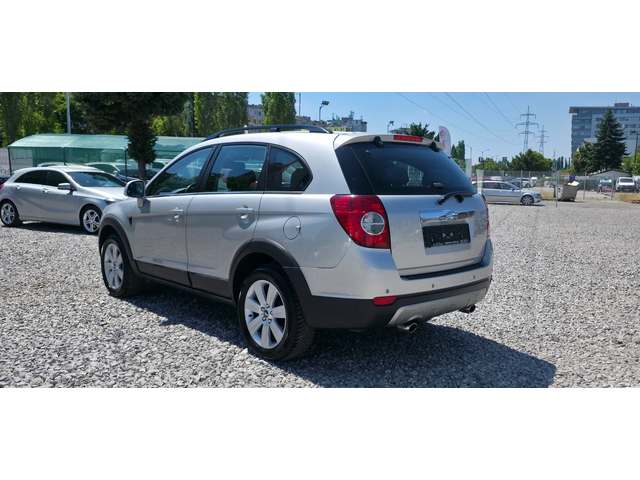 Chevrolet Captiva 2.0 VCDI 16V 4x4 ITALIA EURO 4 - автомобили, коли, обяви за нови и употребявани 5