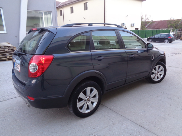 Chevrolet Captiva 2.0CDTI-4X4-КОЖА-7МЕСТА-ЛИЗИНГ - автомобили, коли, обяви за нови и употребявани 3