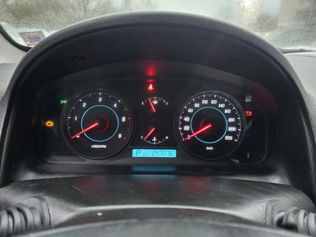 Chevrolet Captiva 2.2d 184к.с LTZ Проблем в мотора - автомобили, коли, обяви за нови и употребявани 16