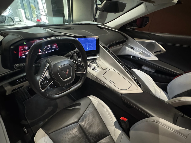 Chevrolet Corvette Stingray Z51 3LT 70th Anniversary Convertible - автомобили, коли, обяви за нови и употребявани 10