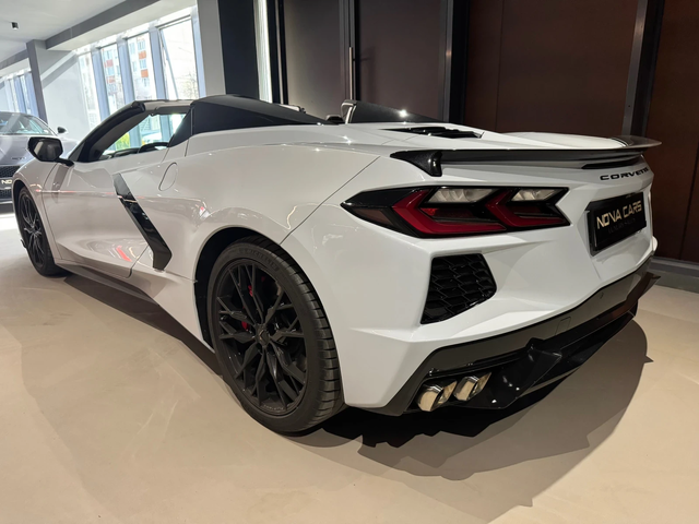 Chevrolet Corvette Stingray Z51 3LT 70th Anniversary Convertible - автомобили, коли, обяви за нови и употребявани 11
