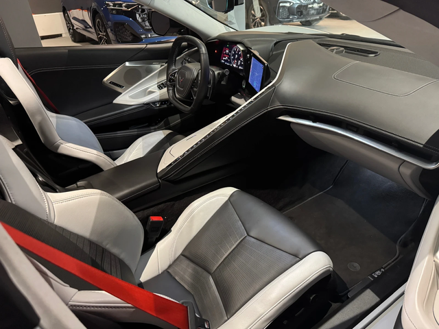 Chevrolet Corvette Stingray Z51 3LT 70th Anniversary Convertible - автомобили, коли, обяви за нови и употребявани 12