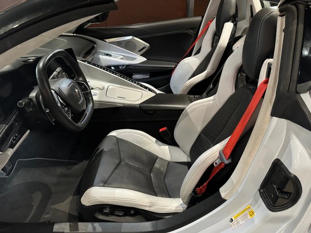 Chevrolet Corvette Stingray Z51 3LT 70th Anniversary Convertible - автомобили, коли, обяви за нови и употребявани 2