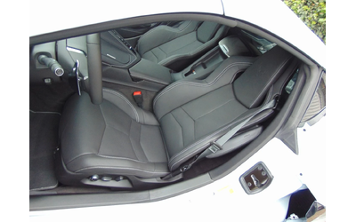 Chevrolet Corvette C8 6.2 V8 - автомобили, коли, обяви за нови и употребявани 8