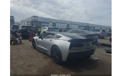 chevrolet-corvette - 3