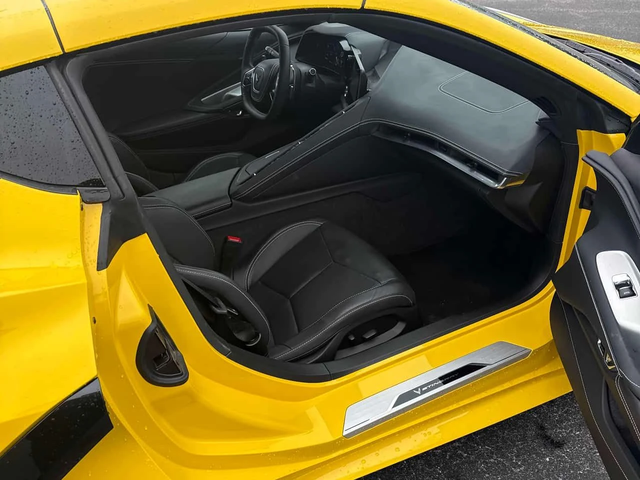 Chevrolet Corvette * 1LT * ПОДГРЕВ* KEYLESS* - автомобили, коли, обяви за нови и употребявани 11