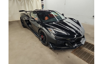 chevrolet-corvette-5-5l-8cyl-rear-wheel-drive - 1