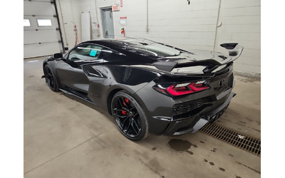 chevrolet-corvette-5-5l-8cyl-rear-wheel-drive - 3