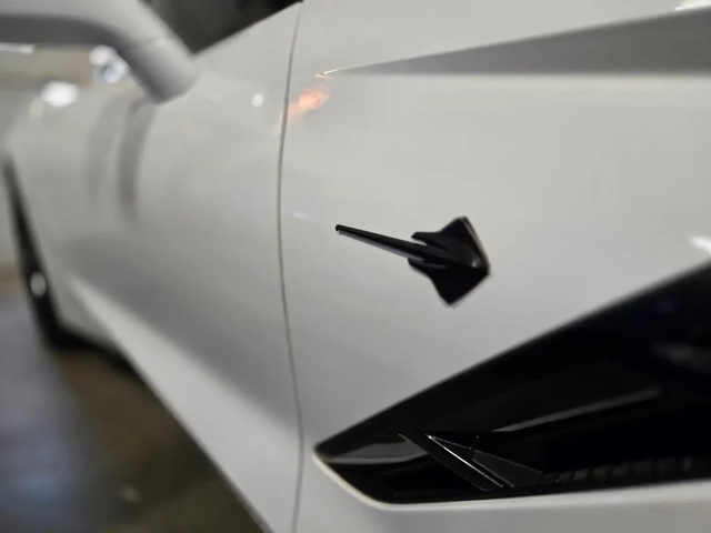 Chevrolet Corvette Stingray 3LT - автомобили, коли, обяви за нови и употребявани 4
