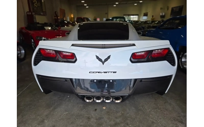 Chevrolet Corvette Stingray 3LT - автомобили, коли, обяви за нови и употребявани 7