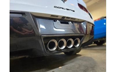 Chevrolet Corvette Stingray 3LT - автомобили, коли, обяви за нови и употребявани 8