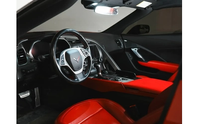 Chevrolet Corvette Stingray 2LT Convertible - автомобили, коли, обяви за нови и употребявани 9