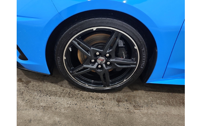 chevrolet-corvette-6-2l-8cyl-rear-wheel-drive - 5