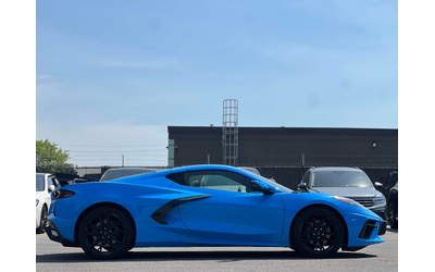 chevrolet-corvette-6-2l-8cyl-rwd - 2