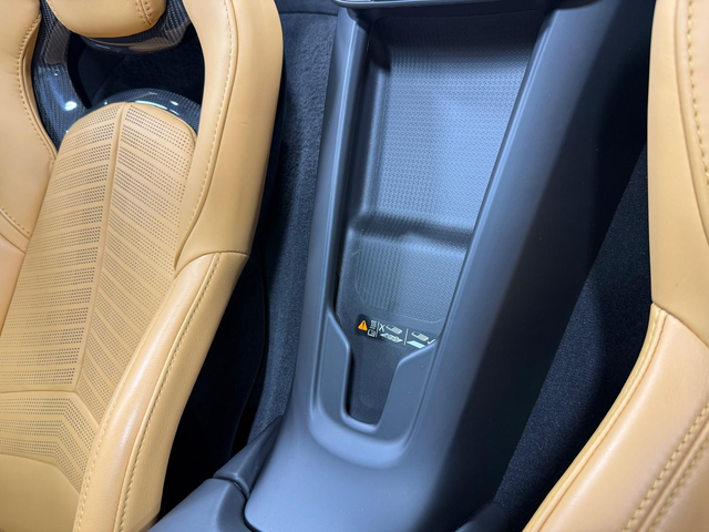 Chevrolet Corvette 6.2L 8cyl RWD - автомобили, коли, обяви за нови и употребявани 11