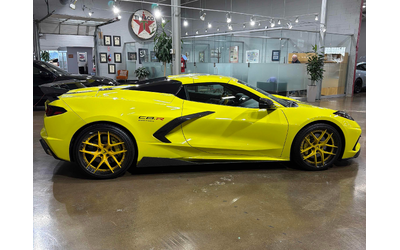 chevrolet-corvette-6-2l-8cyl-rwd - 2