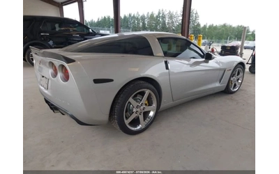 chevrolet-corvette - 3