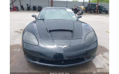 chevrolet-corvette - 2
