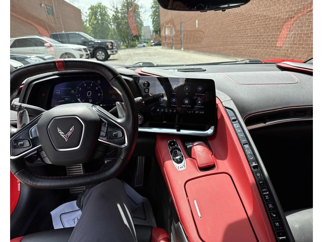 Chevrolet Corvette 2LT - автомобили, коли, обяви за нови и употребявани 8
