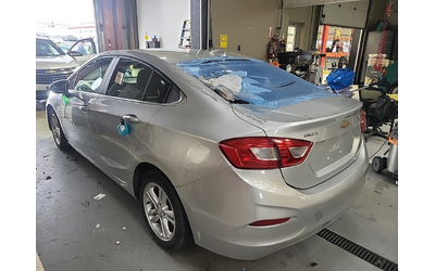 chevrolet-cruze-1-4l-4cyl-front-wheel-drive - 3