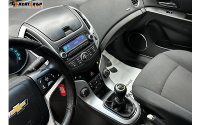 Chevrolet Cruze 1.6i 124 к.с. - автомобили, коли, обяви за нови и употребявани 10
