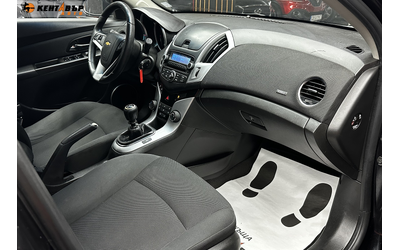 Chevrolet Cruze 1.6i 124 к.с. - автомобили, коли, обяви за нови и употребявани 16