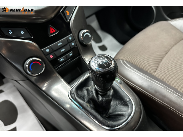 Chevrolet Cruze 1.7d 131 к.с. - автомобили, коли, обяви за нови и употребявани 10
