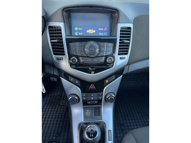 Chevrolet Cruze 1,8i 141ps,GPL,нави,мулти,темпо,борд.,евро5 - автомобили, коли, обяви за нови и употребявани 17