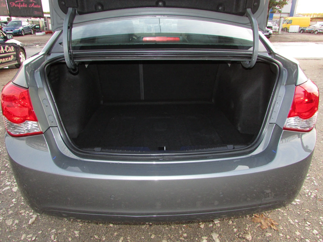 Chevrolet Cruze 2.0 VCDI EURO4 - автомобили, коли, обяви за нови и употребявани 15