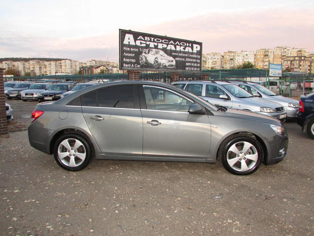 Chevrolet Cruze 2.0 VCDI EURO4 - автомобили, коли, обяви за нови и употребявани 16