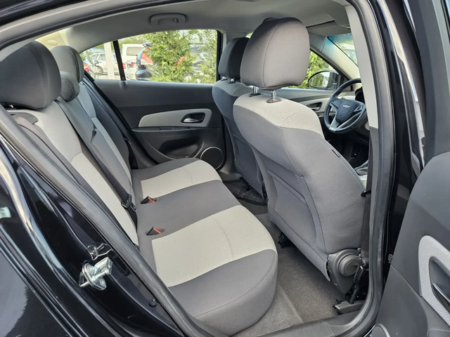 Chevrolet Cruze 1.6i-113кс= КЛИМАТИК= 188.000km= EURO 5A - автомобили, коли, обяви за нови и употребявани 13