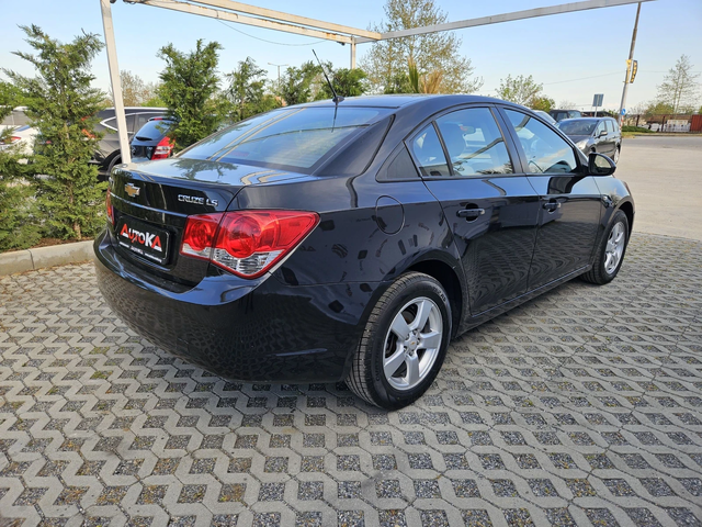 Chevrolet Cruze 1.6i-113кс= КЛИМАТИК= 188.000km= EURO 5A - автомобили, коли, обяви за нови и употребявани 2