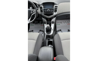 Chevrolet Cruze 1.6i* Навигация* Лизинг - автомобили, коли, обяви за нови и употребявани 6