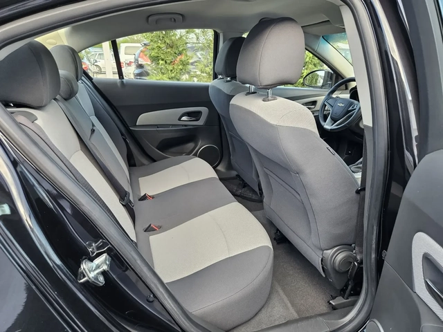 Chevrolet Cruze 1.6i-113кс= КЛИМАТИК= 188.000km= EURO 5A - автомобили, коли, обяви за нови и употребявани 13