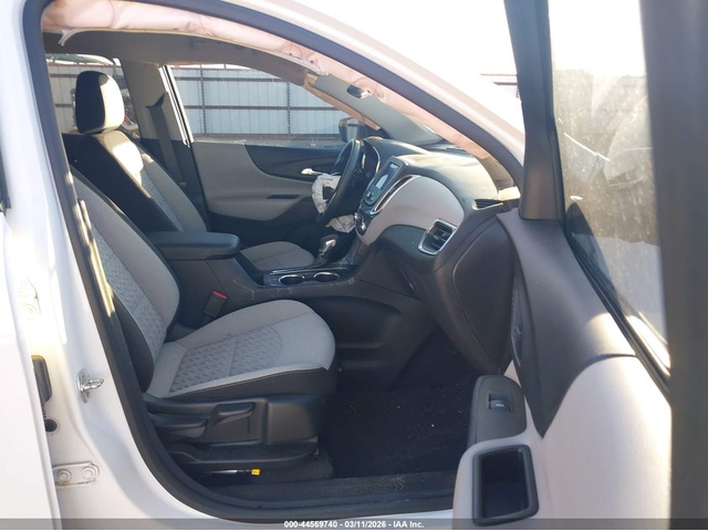 Chevrolet Equinox 1.5L I-4 DI, DOHC, VVT, TURBO, 175HP Front Wheel Drive - автомобили, коли, обяви за нови и употребявани 4