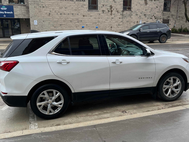 Chevrolet Equinox 2.0L 4cyl AWD - автомобили, коли, обяви за нови и употребявани 2