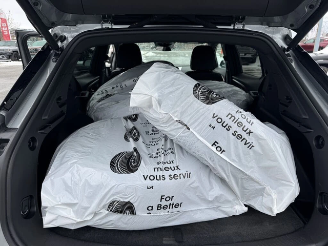 Chevrolet Equinox EV RS FWD* АвтоКреди* (ЦЕНА ДО БГ) - автомобили, коли, обяви за нови и употребявани 12